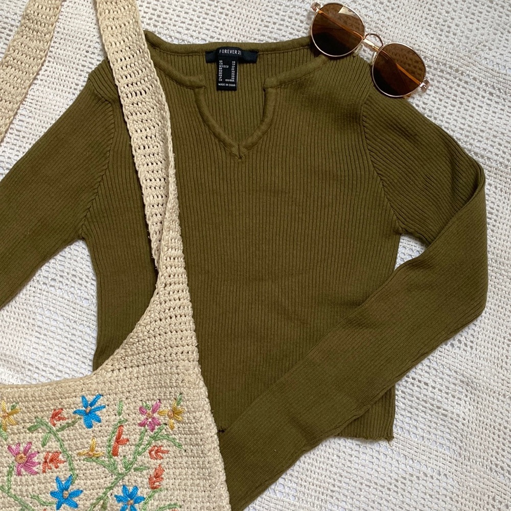 Green long sleeve top
